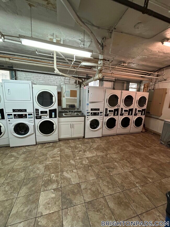 Photo - 127 Washington St Unidad 47