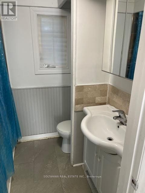 Photo - 257 Parkwood Ave