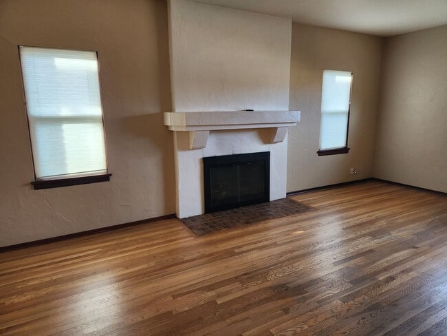 Photo - Occupied, do not disturb tenants. Barge-Chestnut Historic District Craftsman 2br 2ba home, with a...