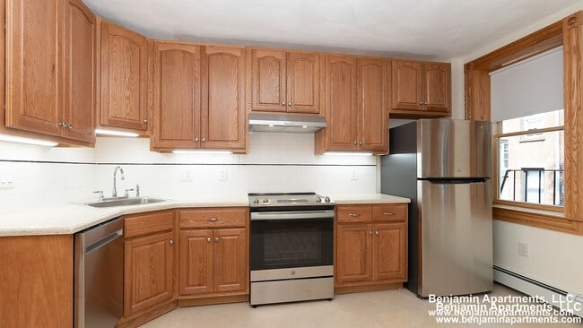 Building Photo - 48 Garden St Unit 4