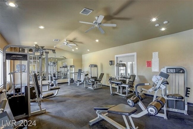 Building Photo - 5021 River Glen Dr Unit 45