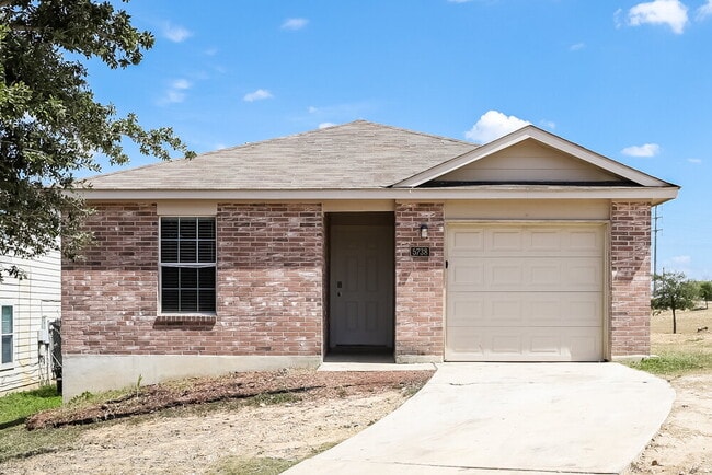 Building Photo - 5738 Sandy Canyon Rental
