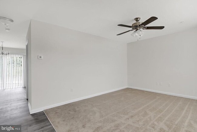 Photo - 127 BALSAM Ln