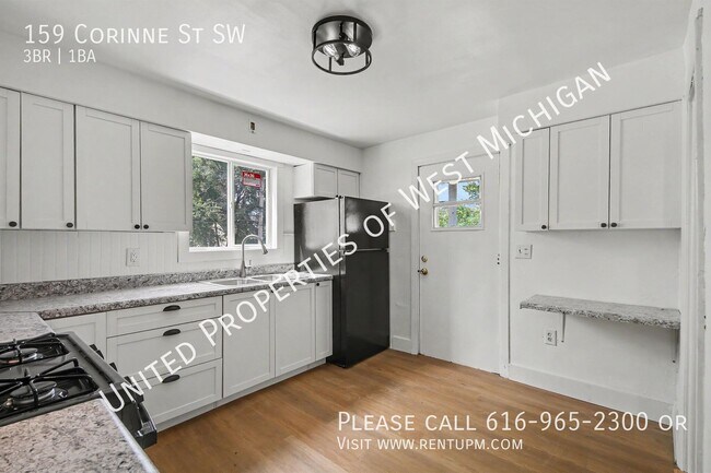 159 Corinne St SW