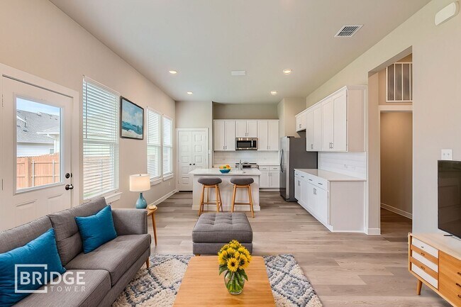 Photo - 609 Iron Forge Lane