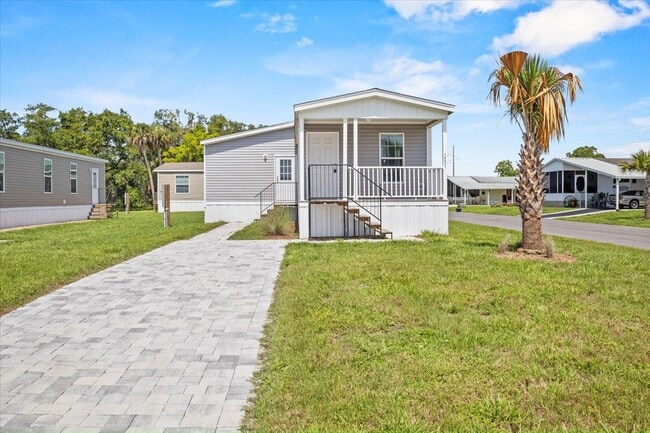 Building Photo - 16831 Oak Leaf Ct