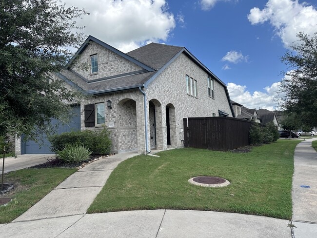 3702 Allegro Dr