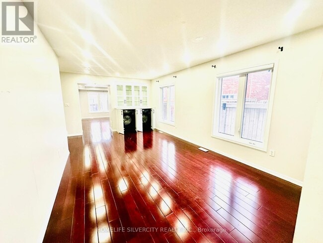 Photo - 29 Lathbury St