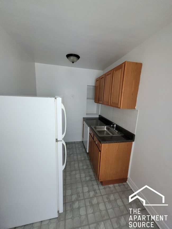 Photo - 1421 W Farwell Ave Unit 206