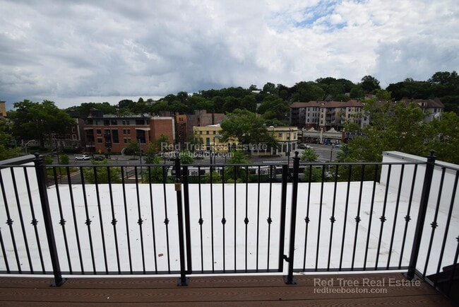 Photo - 1616 Beacon St Unidad 3