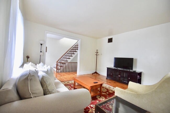 Photo - 35 Cumberland St Unit 2