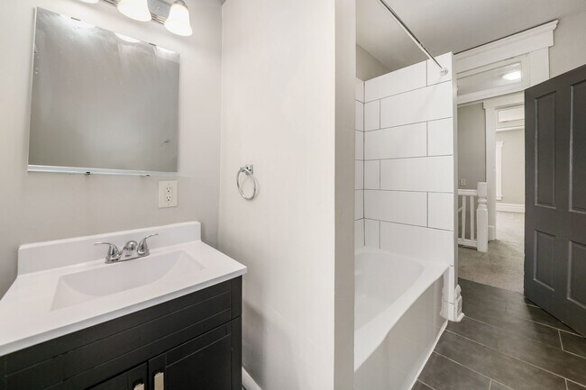 Photo - 245 Miller Ave