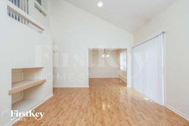 Photo - 1421 Timber Ln