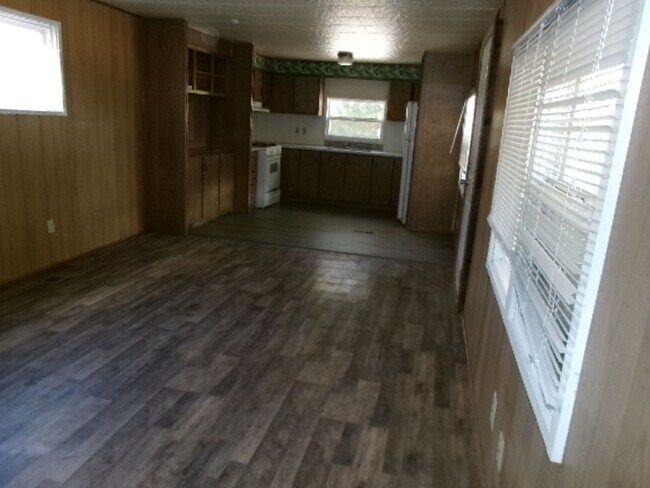 10054 Hill Rd