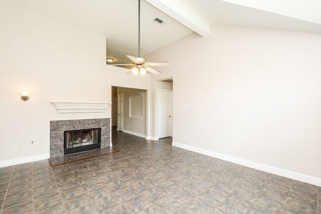 Photo - 19715 Lindenfield Ct