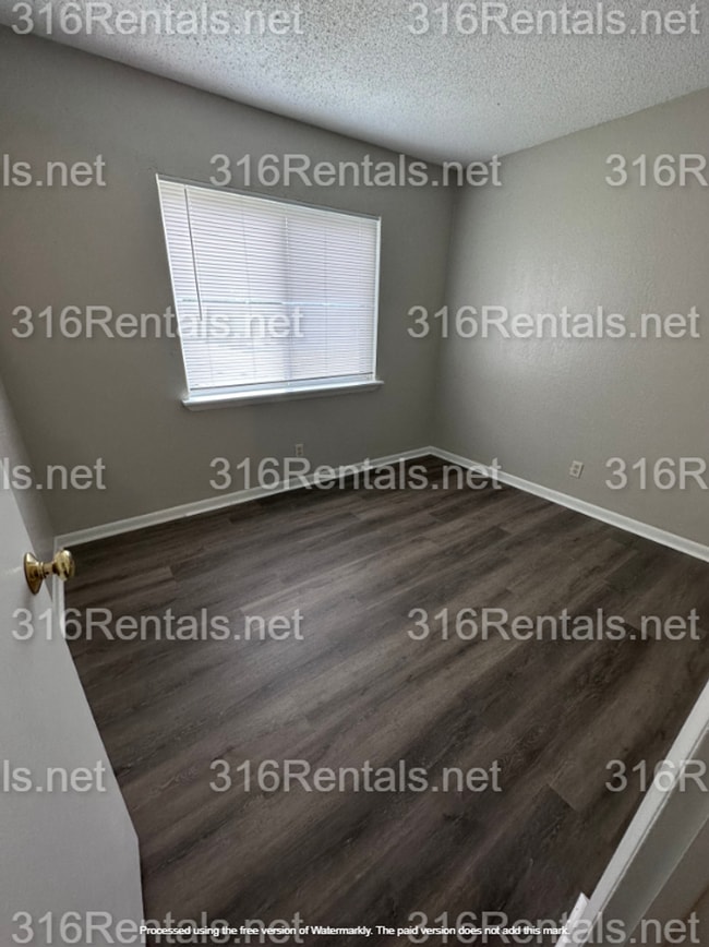 Photo - $675 - Accepting SECTION 8/ Housing Vouche... Unit 1510-301