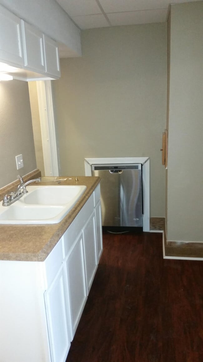 Photo - 109 Leland Ave