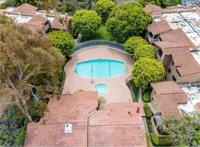 Photo - 21372 Brookhurst St Unidad 128- Room A