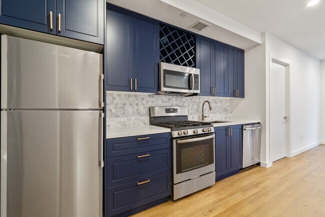 Photo - 41-32 27th St Unit 9B