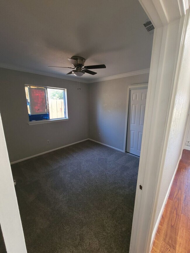 Photo - Modern living in Mesquite