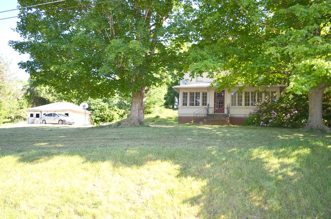 Photo - 3690 Enlow Rd