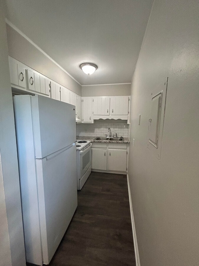 Photo - Westview 1 Unit 14