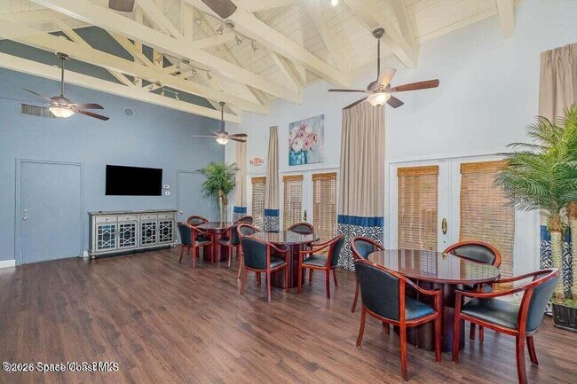 Photo - 7667 N Wickham Rd Unidad 1517