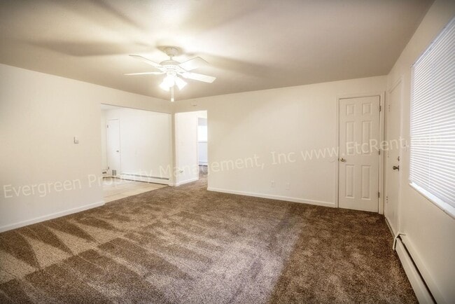 Photo - 1110 Gard Pl