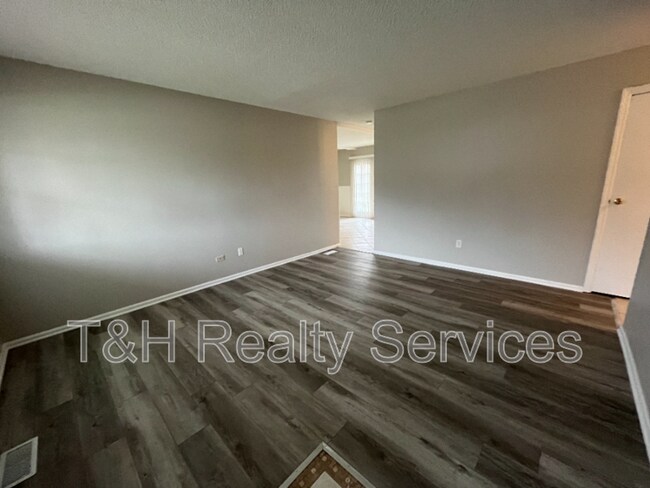 Photo - 9466 Burrwood Cir