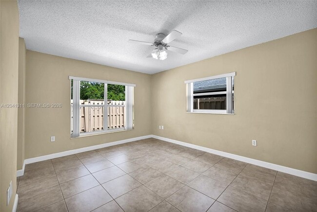 Photo - 4471 SW 138th Ct