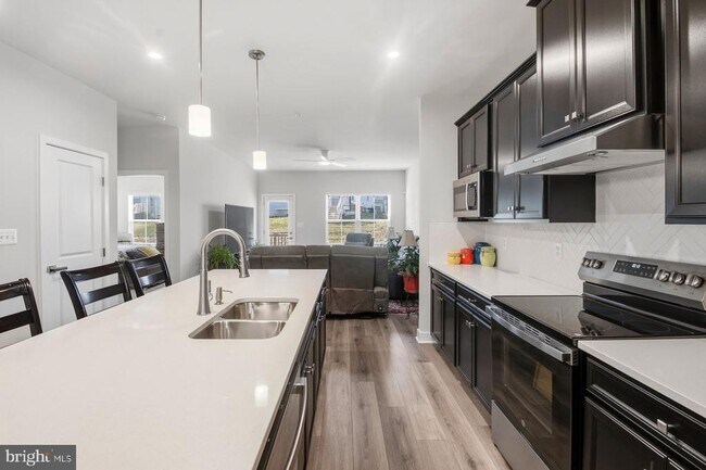 Photo - 7517 Matapeake Ln