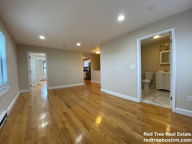 Photo - 9 Boston St Unit 3