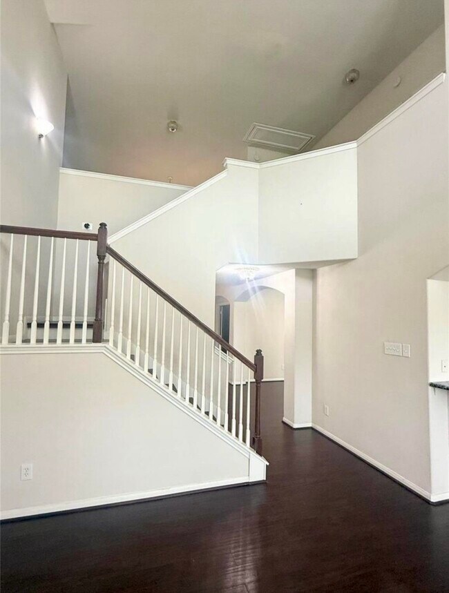 Photo - 1731 Harvey St