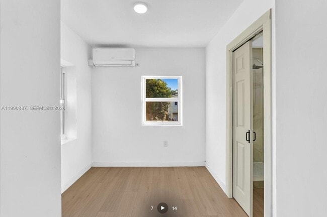 Photo - 709 SW 4th Ct Unit 201