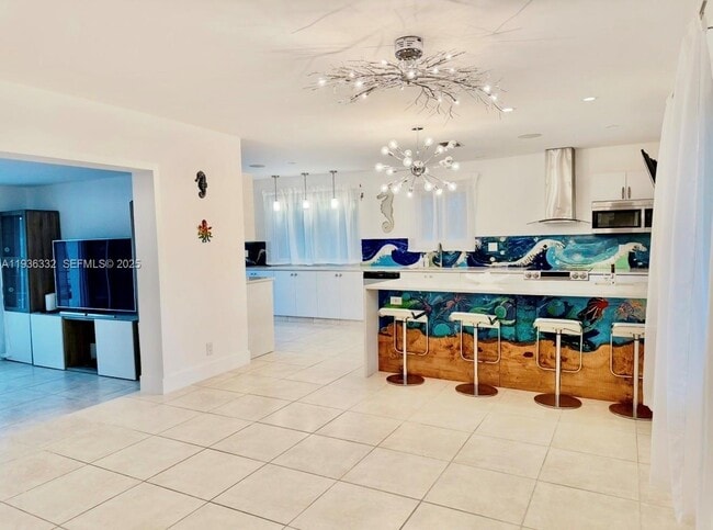 Photo - 806 Argonaut Is