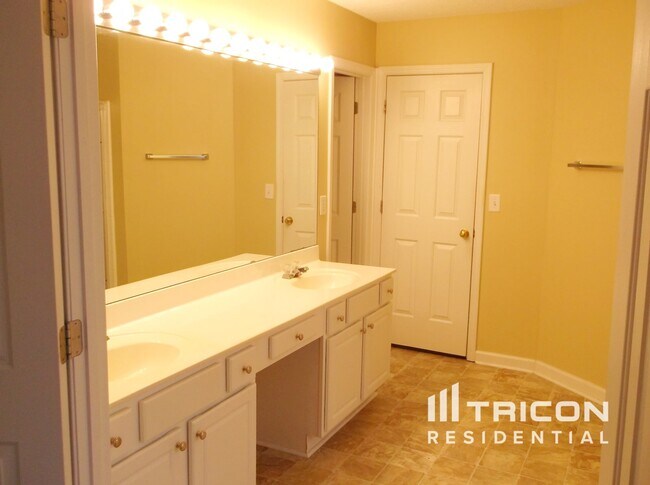 Photo - 3515 Donamire Way NW Casa