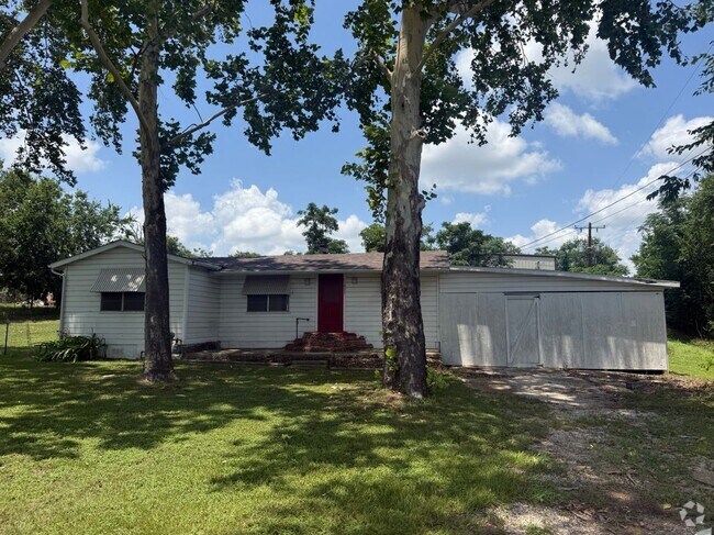 Building Photo - 1825 E Pierce St Rental
