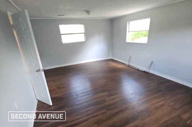 Photo - 1730 W 19th St