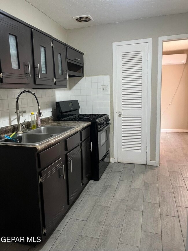 Photo - 601 E Father Rahm Ave Unit A