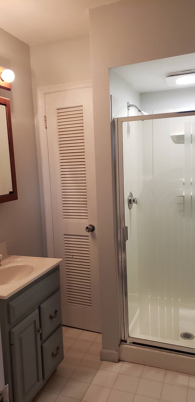Photo - 2723 Greenacre Dr