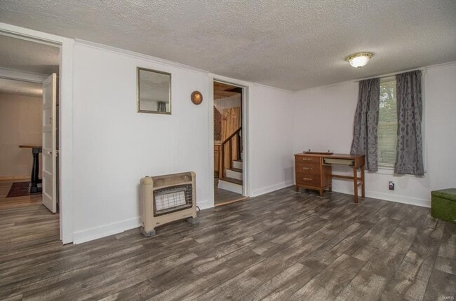 Photo - 3 bedroom 1 bathroom house for rent