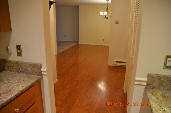 Photo - 234 Nesmith St Unidad 11