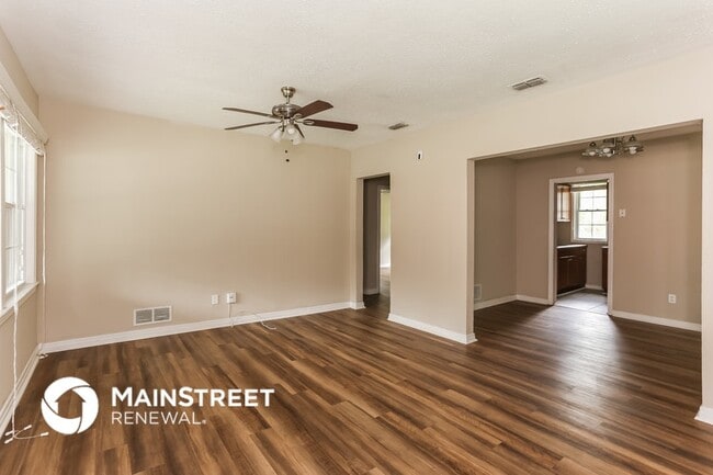 Photo - 3114 N 3rd St Cir