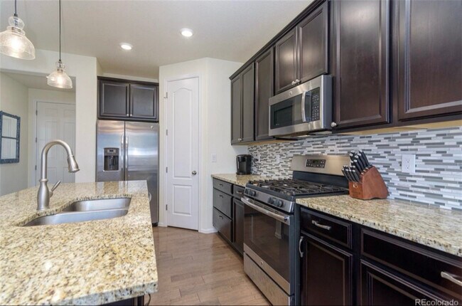 Photo - 10474 Evansville St