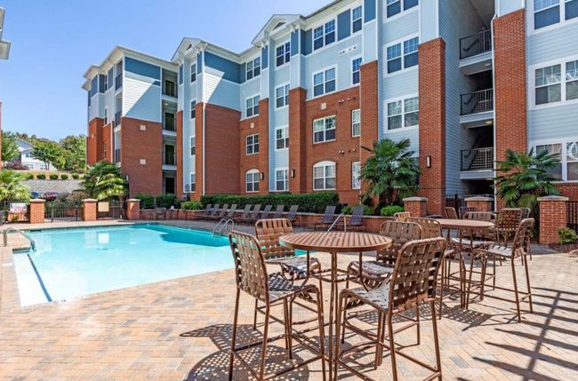 Room in Apartment on Campus Pointe Ct - Room in Apartment on Campus Pointe Ct