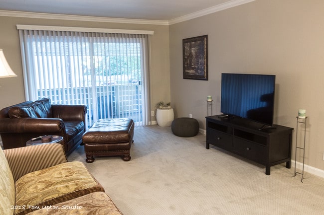 Union Plaza Apartments