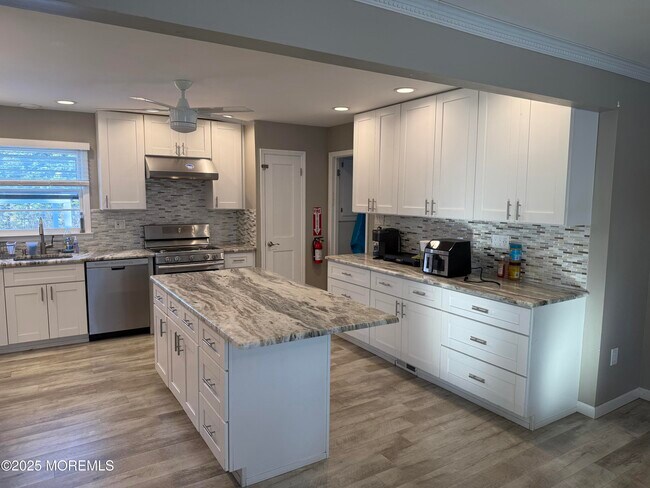 Photo - 1 Michaels Ct