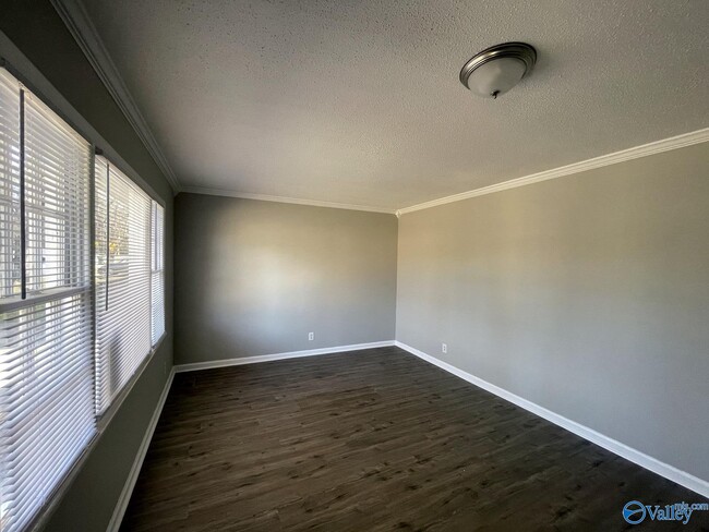 Photo - 4708 Lumary Dr NW