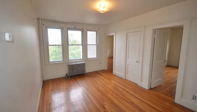 Photo - 1630 Commonwealth Ave Unidad 12 Rental