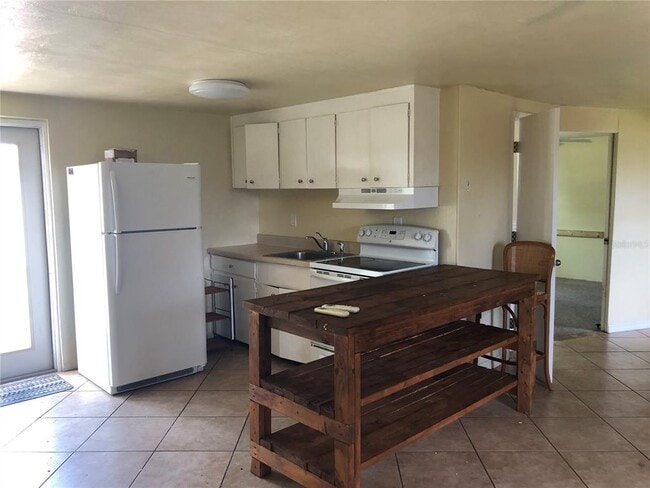 Photo - 1395 Sharlo Ln